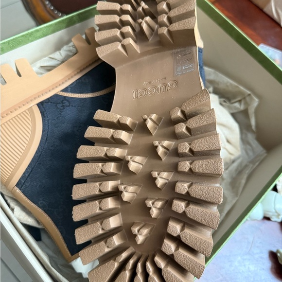 Men’s Gucci Us size 10 boots brand new with box Monogram - Picture 4 of 5